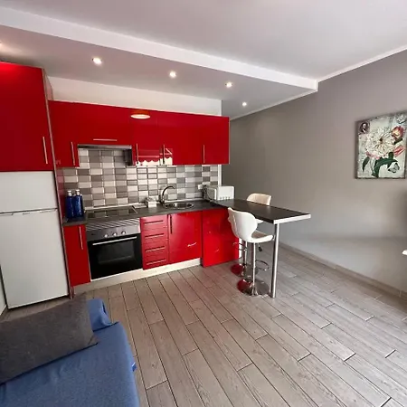 Floreblue Apartman *